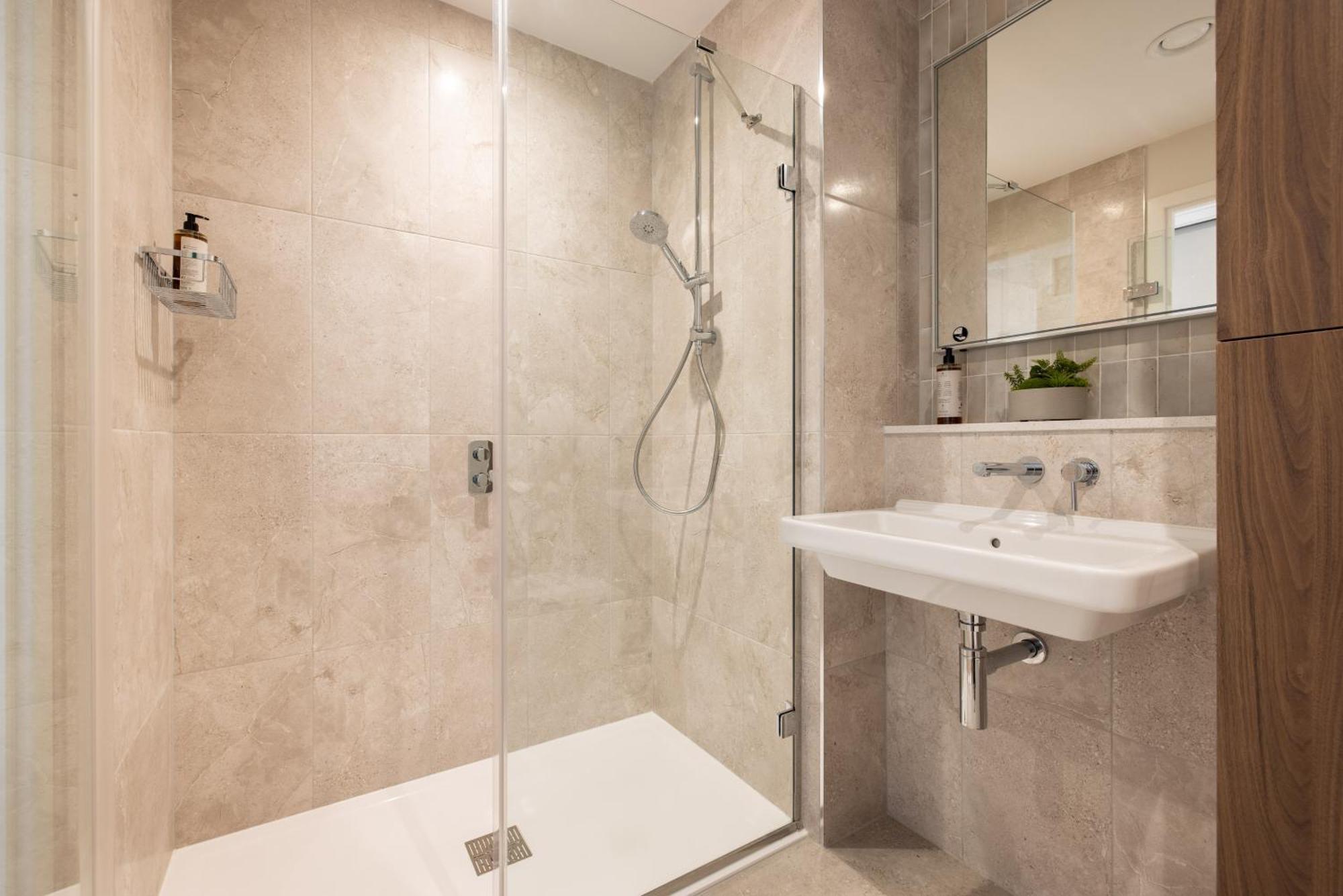 Charles Hope London Greenford Exterior photo